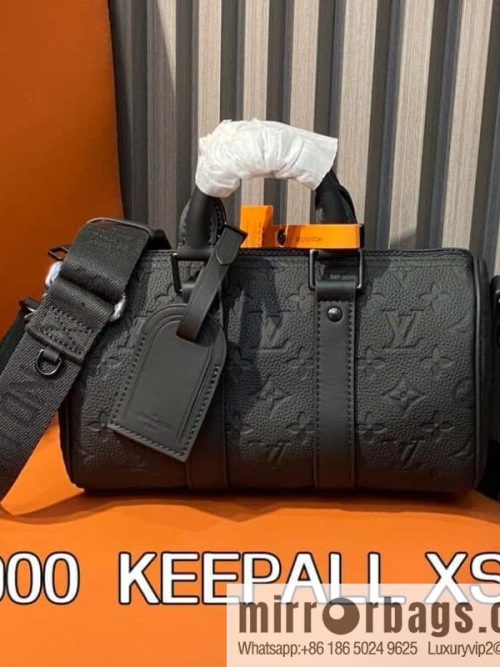 [Original order boutique] M20900 black full leather (opposite matte leather) pillow bag series KEEPALL XS handbag Keepall XS handbag