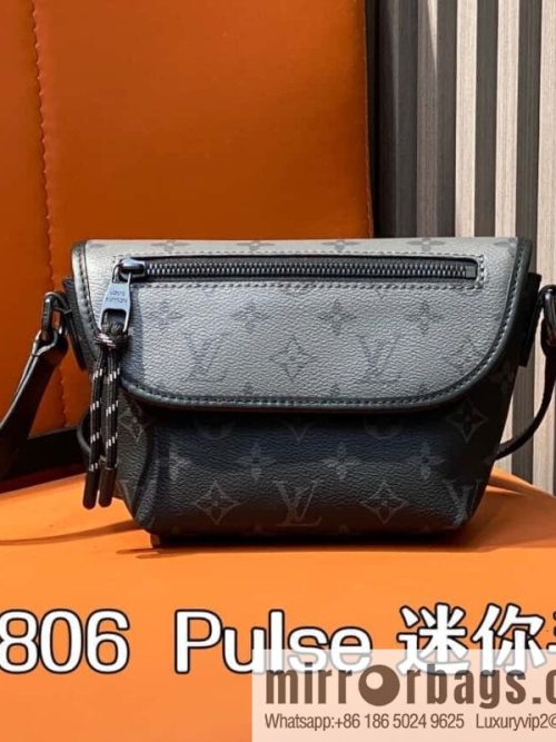 [Original order boutique] M12806 black flower/silver flower, men\'s bag messenger bag series Pulse mini handbag
