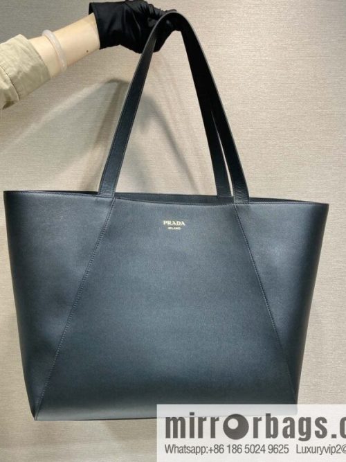 PRADA 🎉 new tote bag 🎉 2VG123🎉🎉
