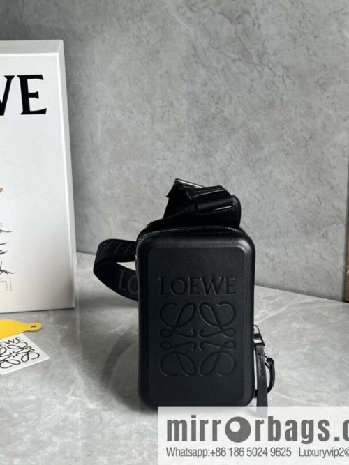 LOEWE Luo Jia Smooth Cow Leather Molded Sling Crossbody Bag 0902 Black
