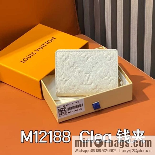 [Original order boutique] M12188 pearlescent white full leather embossed, full leather two-fold wallet series Clea wallet