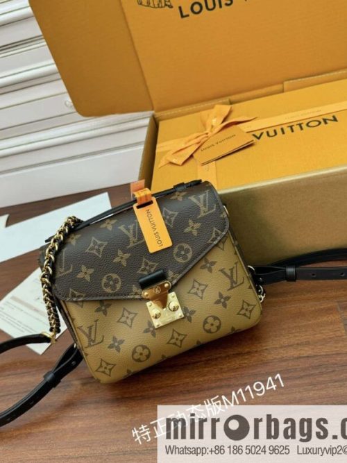 LV M11941 POCHETTE MÉTIS BACKPACK