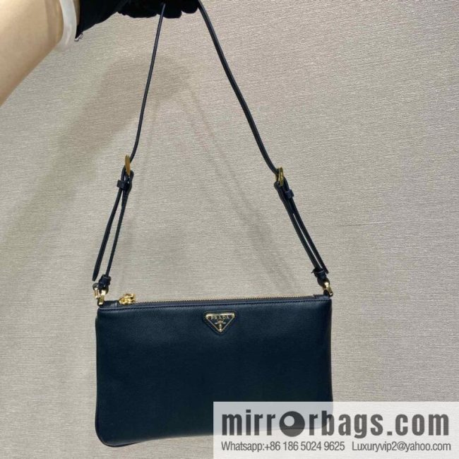 PRADA 🎉 new armpit bag 🎉 1NE545A calfskin/1BC238 🎉🎉 black