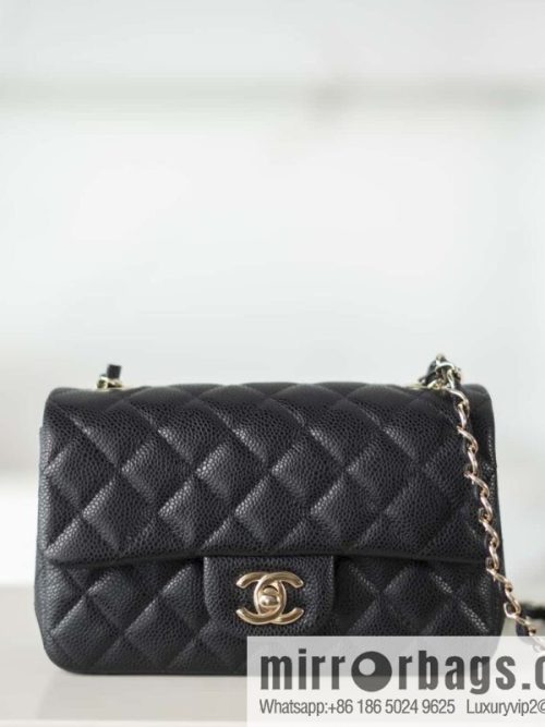 ℂ𝔽 𝗖𝗹𝗮𝘀𝘀𝗶𝗰 𝗙𝗹𝗮𝗽 | Lychee Black, Light Gold 🖤 A01116