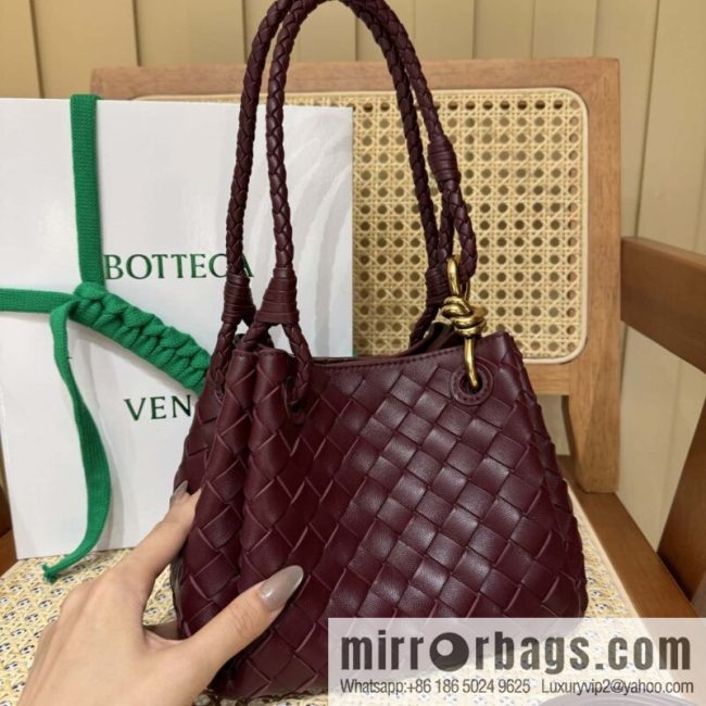 BV 𝙋𝙖𝙧𝙖𝙘𝙝𝙪𝙩𝙚 small, Barolo 796569