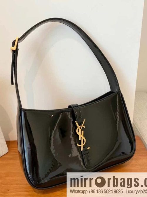 YSL ▪️ 5 🆕 patent leather black 657228