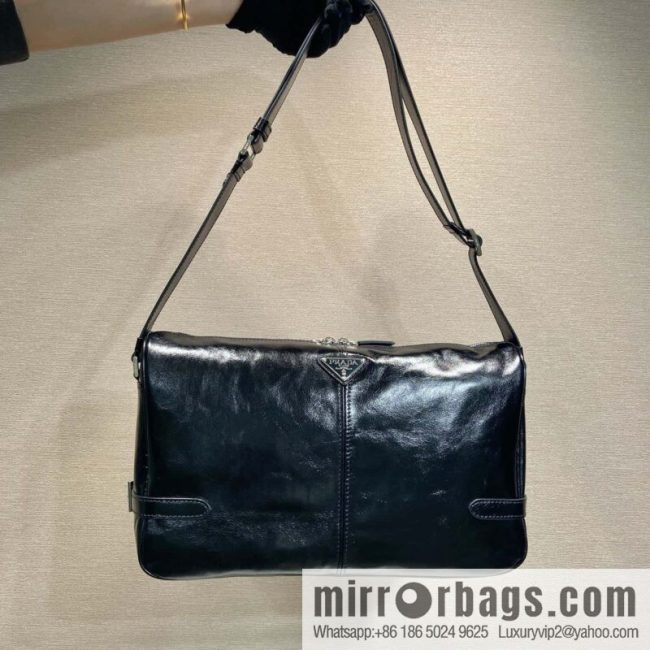 PRADA 🎉 new oil wax leather 🎉 2VH187 messenger bag🎉🎉