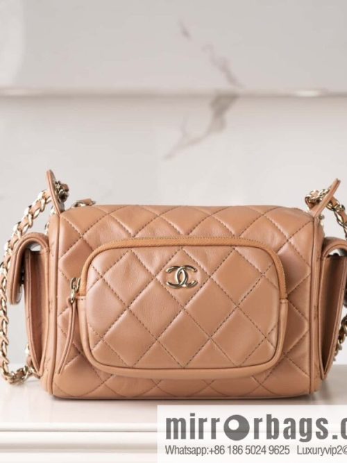 𝐂𝐇𝐀𝐍𝐄𝐋 24K multi-pocket camera bag, caramel color, small AS5220