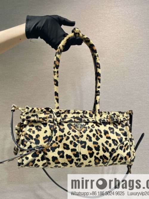 PRADA 🎉 LusSo lf printed leopard print 🎉 1BA426🎉🎉