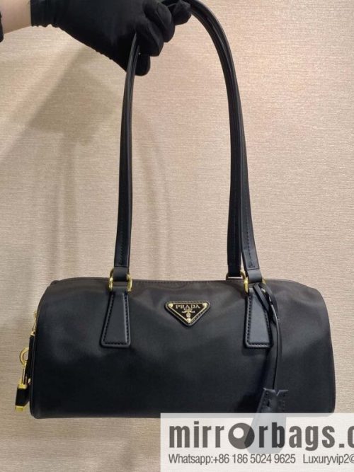 PRADA 🎉 new lock bag 🎉 1BB127 nylon cloth🎉🎉