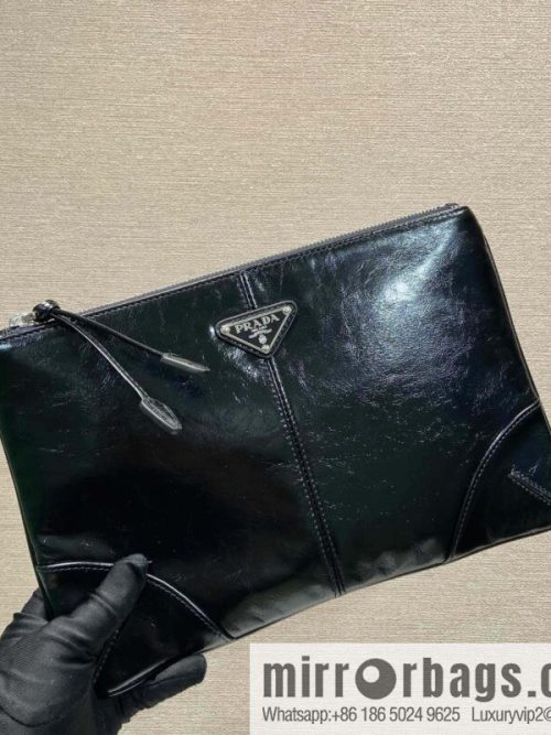 PRADA 🎉 oil wax leather handbag 🎉 2NH006A oil wax handbag