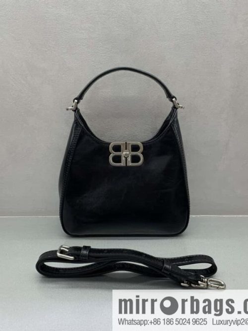 🖤Paris Home Hobo Collection ‼️ 24 Year Hobo Bag 801928 Black