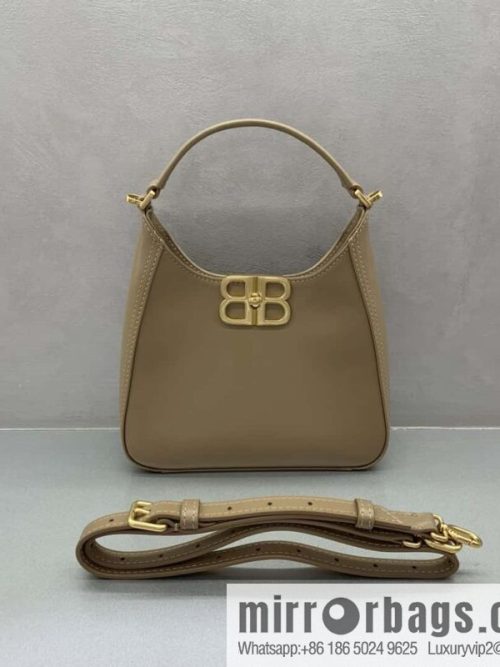 🖤Paris Home Hobo Series ‼️ 24 Year Hobo Bag 801928 Brown