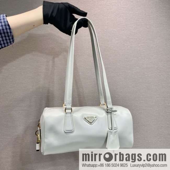 PRADA 🎉 padlock women 🎉 1BB127 new 🎉🎉 white
