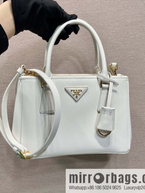 PRADA 💋 classic explosive Galleria handbag 1BA896