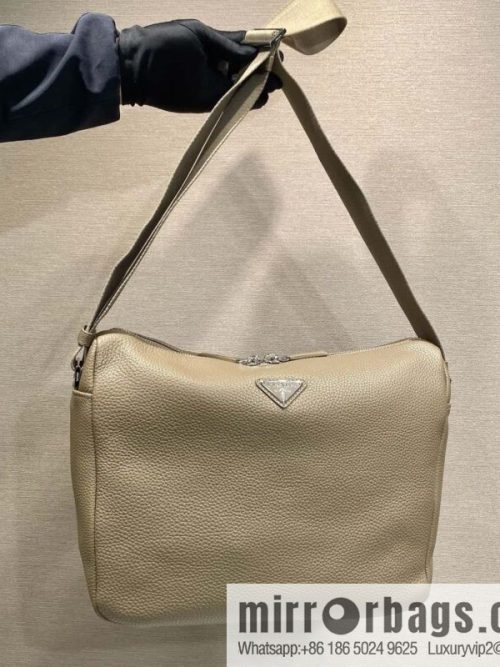 PRADA 🎉 new mailman bag 🎉🎉😉 2VH182 small new color🎉🎉