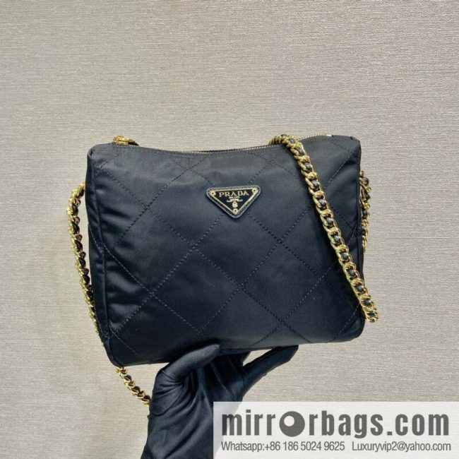PRADA 🎉 medieval messenger bag 🎉🎉🎉 1BD646🎉🎉
