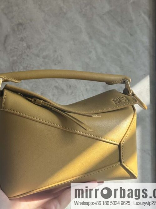 LOEWE puzzle new desert yellow 0680