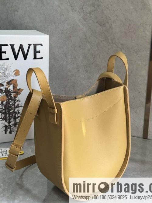 LOEWE new hammock arrival 🎉 0683 yellow