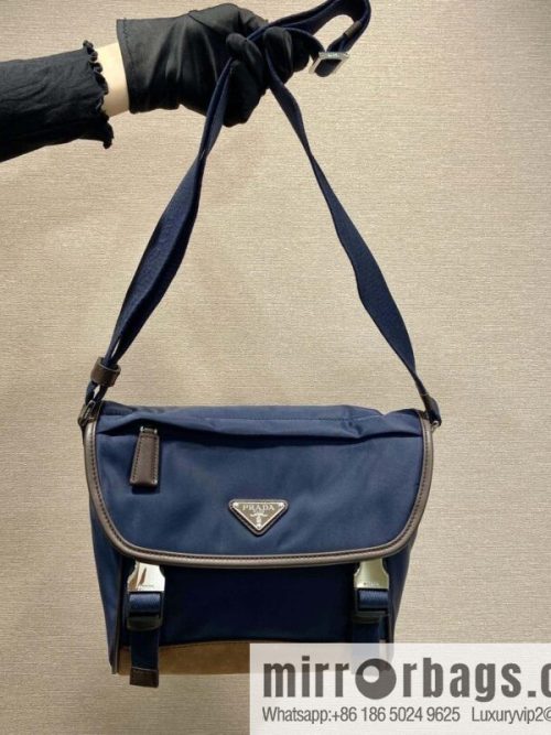 PRADA 🎉 new messenger bag 🎉 2VD066S🎉🎉