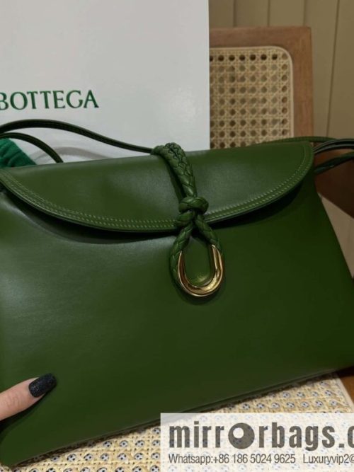 BV Large Liberta Crossbody Bag 806034 Green Pepper Green