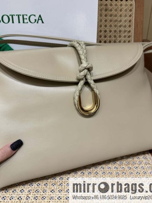 BV large Liberta messenger bag 806034 whipped cream yellow
