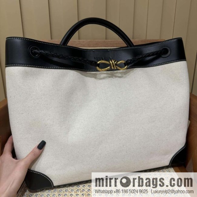 BV Large Andiamond Handbag 786194 Black Patchwork