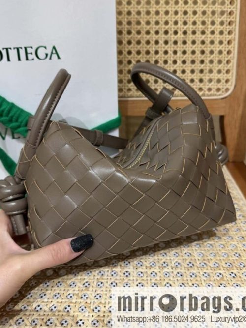 BV Loop Handbag 796615 Pine Cones Brown