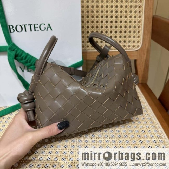 BV Loop Handbag 796615 Pine Cones Brown