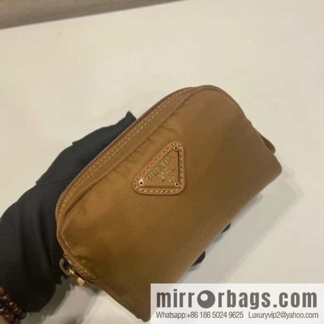 PRADA 🎉 small hand bag 🎉 1NA339 new color🎉🎉