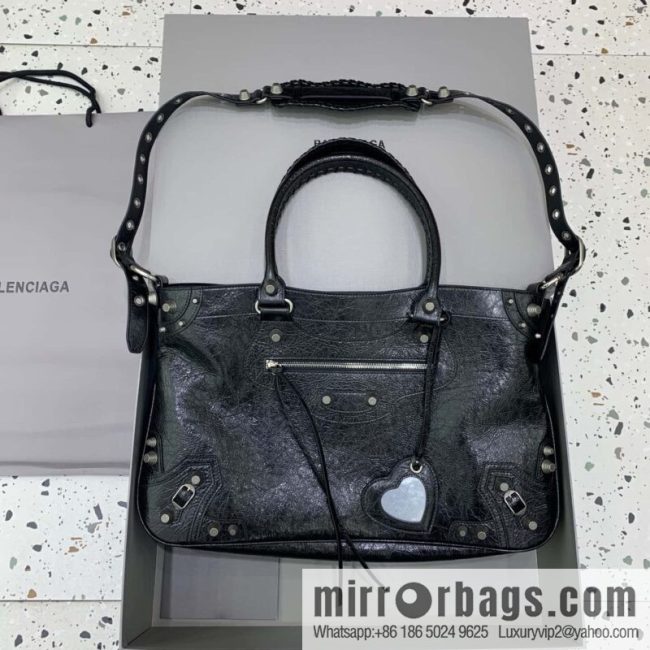 Balenciag neo cagole xl plus oil wax black silver 🖤 locomotive bag derivative new 761601
