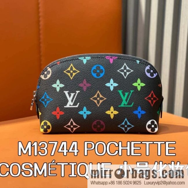 [Original order boutique] M13744 black color, cosmetic bag series POCHETTE COSMÉTIQUE small cosmetic bag