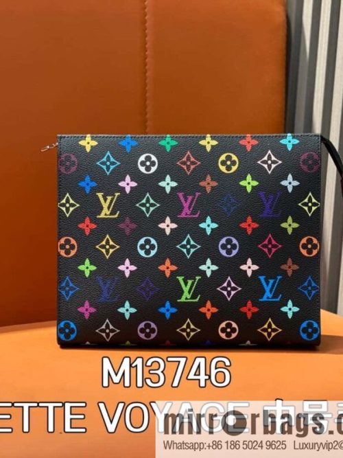 [Original order boutique] M13746 black color, handbag clutch series, the new POCHETTE VOYAGE medium clutch bag of the season