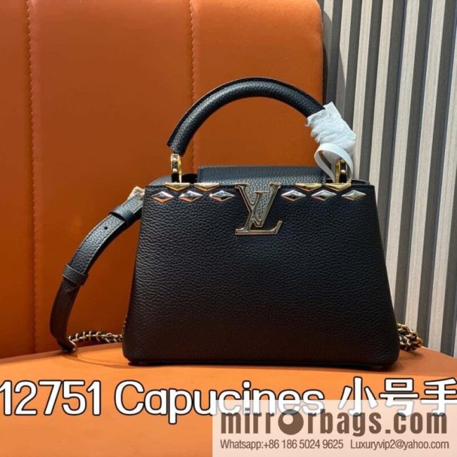 [Original order boutique] M12751 black full leather rhombus, full leather cap that English series, this Capucines small handbag