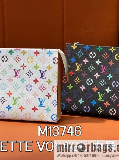 [Original order boutique] M13746 white color, handbag POCHETTE VOYAGE medium clutch bag