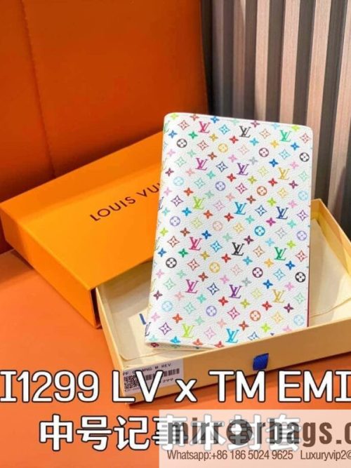 [Original order boutique] MGI1299 white color, notepad envelope LV x TM EMILY medium notepad envelope (Sancai - Murakami Takashi)