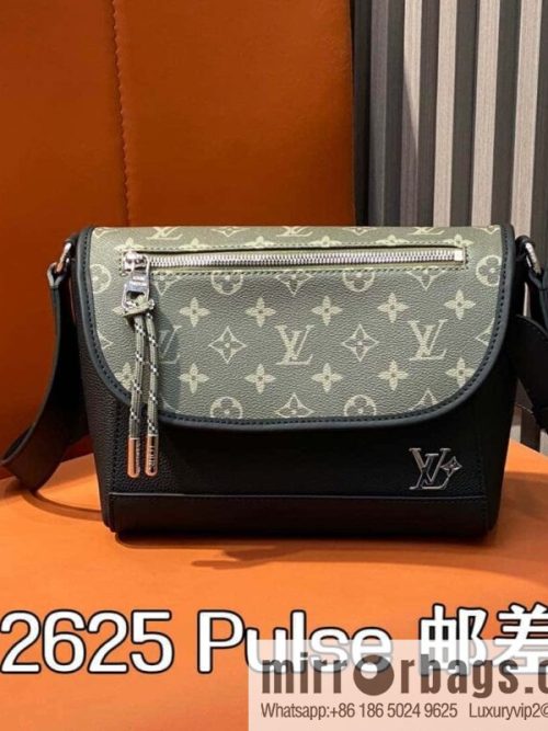 [Original order boutique] M12625 green flower, men\'s bag messenger bag series Pulse messenger bag