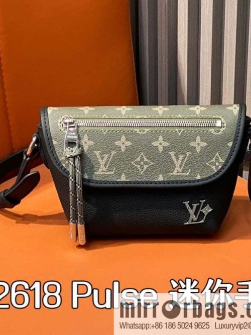 [Original order boutique] M12618 green flower, men\'s bag messenger bag series Pulse mini handbag