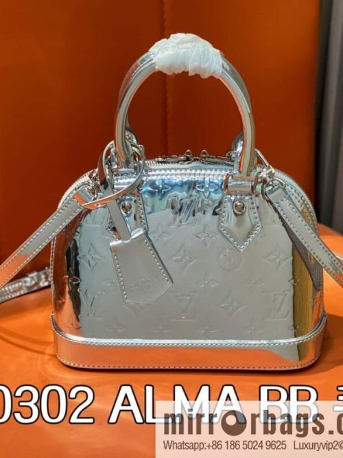 [Original order boutique] M40302 silver patent leather M40302 water ripple shell bag series ALMA BB handbag