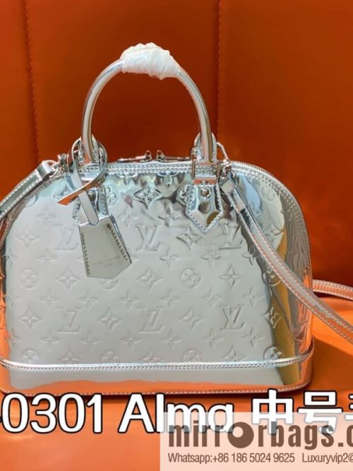 [Original order boutique] M40301 silver patent leather, shell bag series alma medium handbag