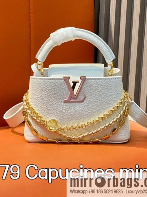 [Original order boutique] M12279 white full leather cap, this Capucines mini handbag