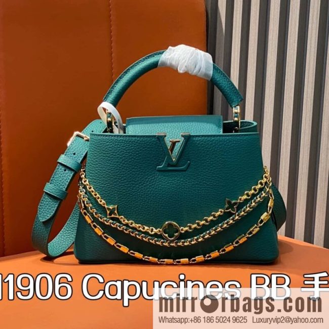 [Original order boutique] M11906 green, full leather cap, this Capucines BB handbag