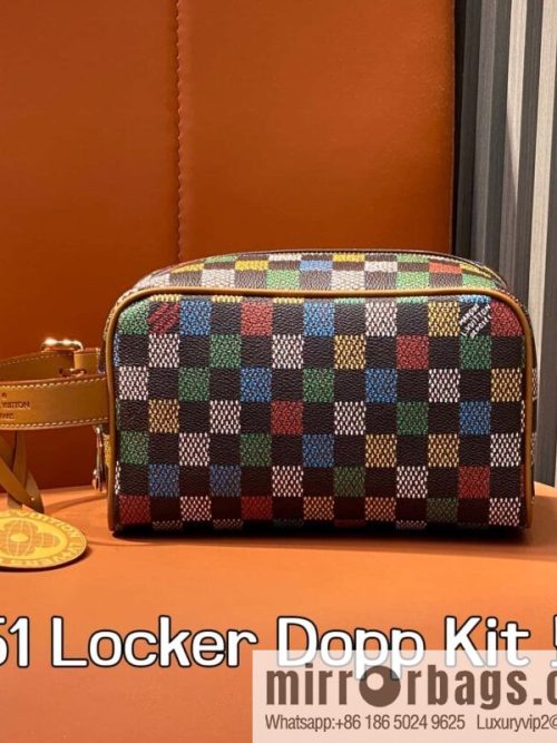 [Original order boutique] M00151 cosmetic bag, toilet bag, this Locker Dopp Kit toilet bag.