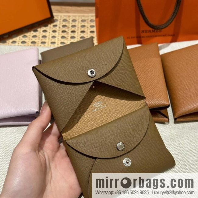 Calvi card bag H083674CKI2 change bag, chestnut cookie color