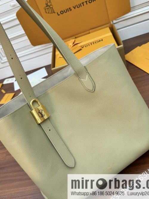 LV M25343 Low Key Cabas MM