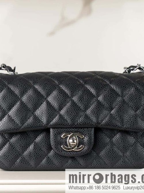 ℂ𝔽 𝗖𝗹𝗮𝘀𝘀𝗶𝗰 𝗙𝗹𝗮𝗽 | genuine leather litchi pattern black silver 🖤 A01116