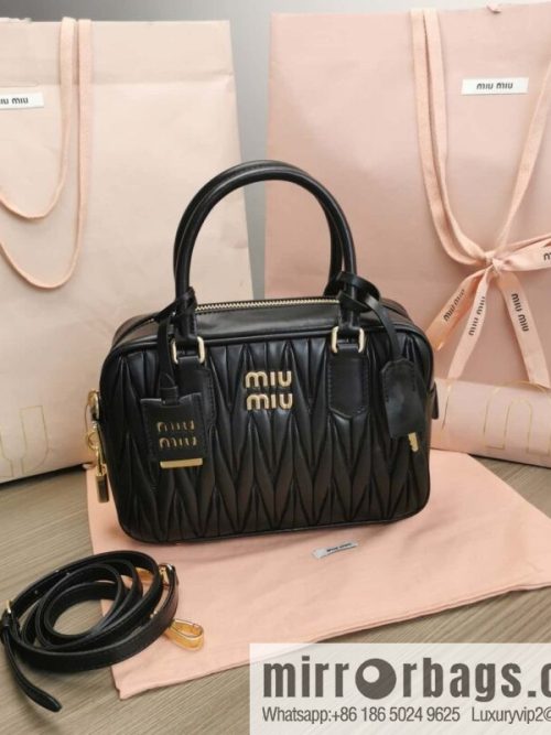 5BB124: MiuMiu\'s new too pretty bowling handbag, black Arcadie Matelassé soft sheepskin handbag