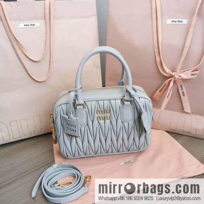 5BB124: MiuMiu\'s new too pretty bowling handbag, blue Arcadie Matelassé soft sheepskin handbag