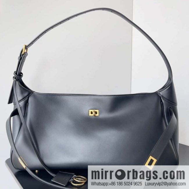 𝐁𝐚𝐥𝐞𝐧𝐜𝐢𝐚𝐠𝐑𝐨𝐝𝐞𝐨 Bel Air Black Smooth Cow Leather Shoulder Backpack