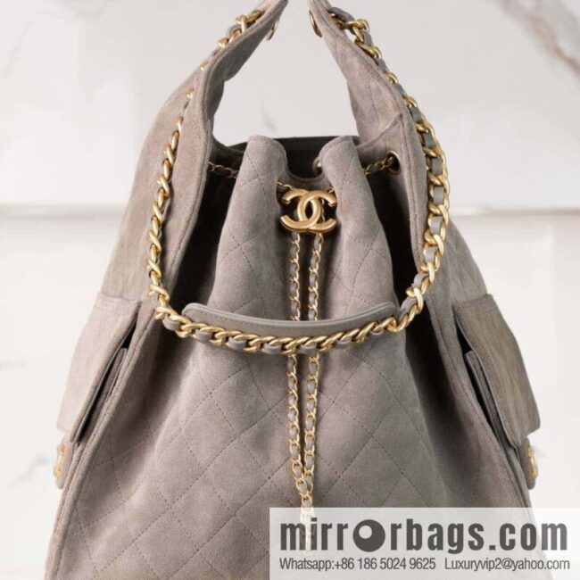 wsxc1740935980745_0-800x800qbswpzftr5o84563_20250701211307.jpg 𝐂𝐡𝐚𝐧𝐞𝐥 𝟐𝟓𝐜 Grey Suede Drawstring Bucket Bag, Large 🌟 AS5311